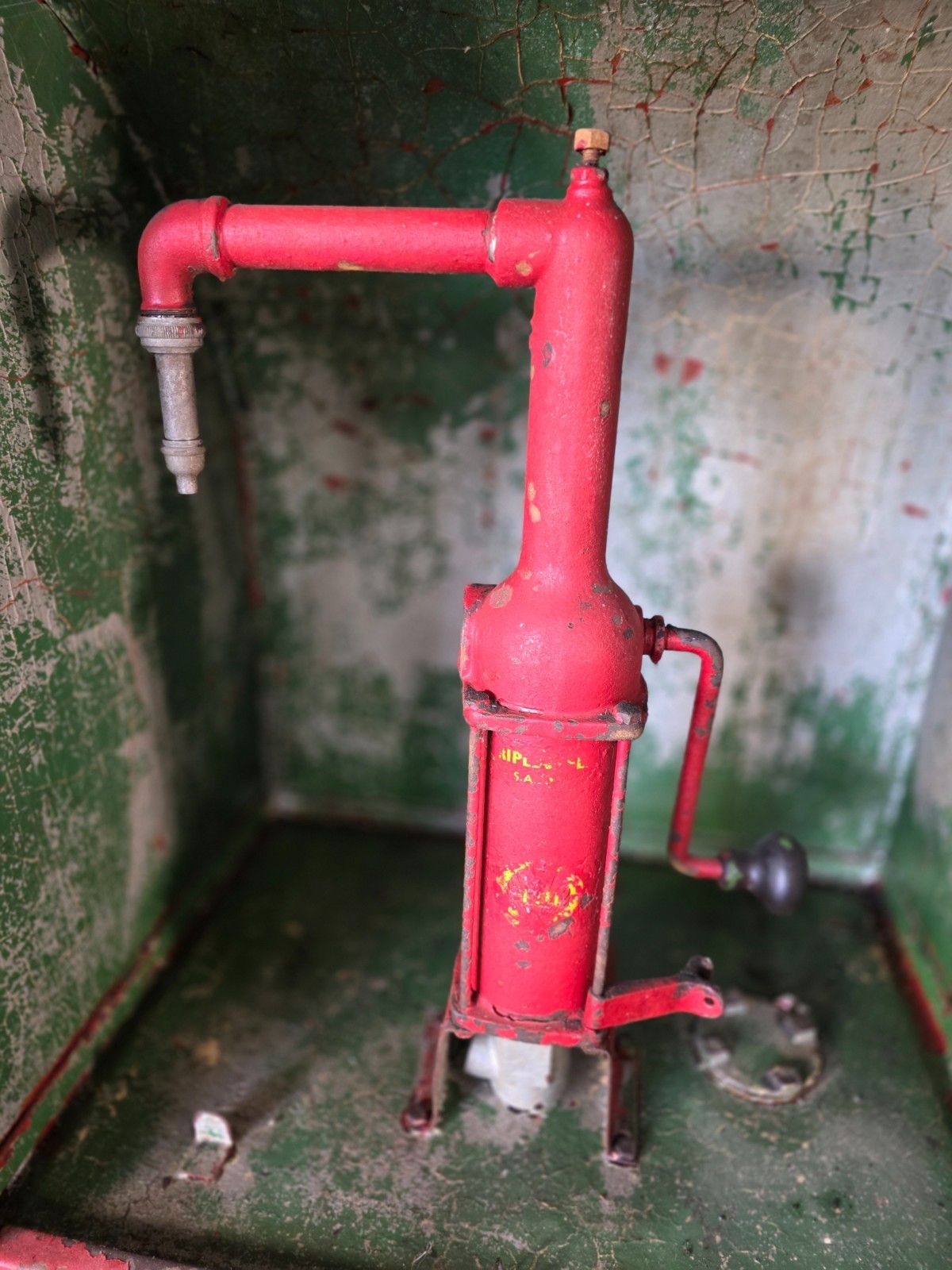 1950s Shell Oil Pump/Dispenser Cabinet photo for sale