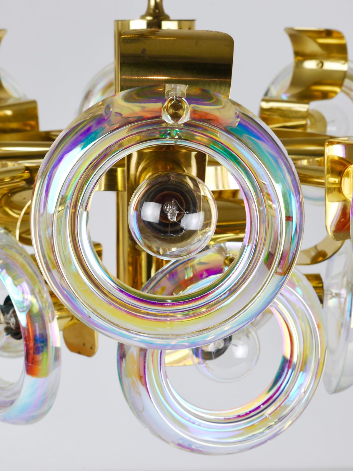 Oscar Torlasco Large Brass Chandelier, Optical Rainbow Glass Rings, Italy, 1970s photo vinterior