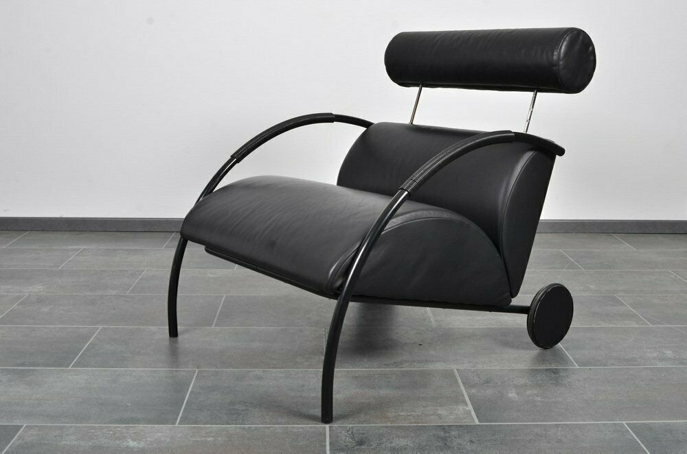 photo vintage Black Leather Zyklus Armchair And Stool By Peter Maly For Cor 1980s Set Of 2