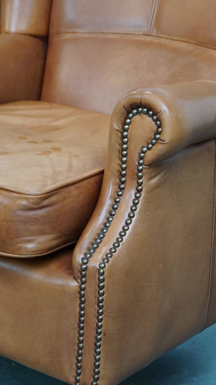 1845.0 Classic And Unique Set Of 2 Cowhide Wing Chairs Finished With Decorative Nails And Beautiful Details photo