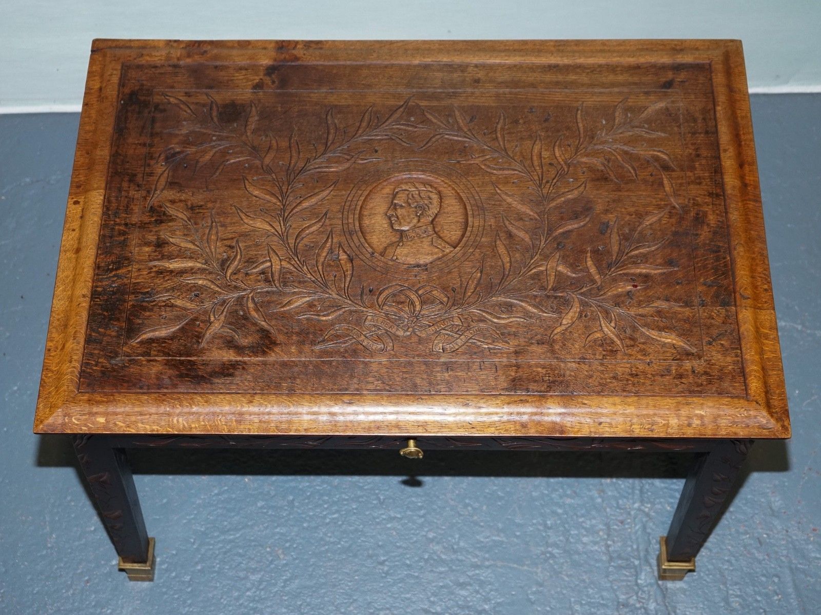 photo furniture King Albert I Of Belgium Occasional Side End Coffee Table Carved Oak Circa 1900