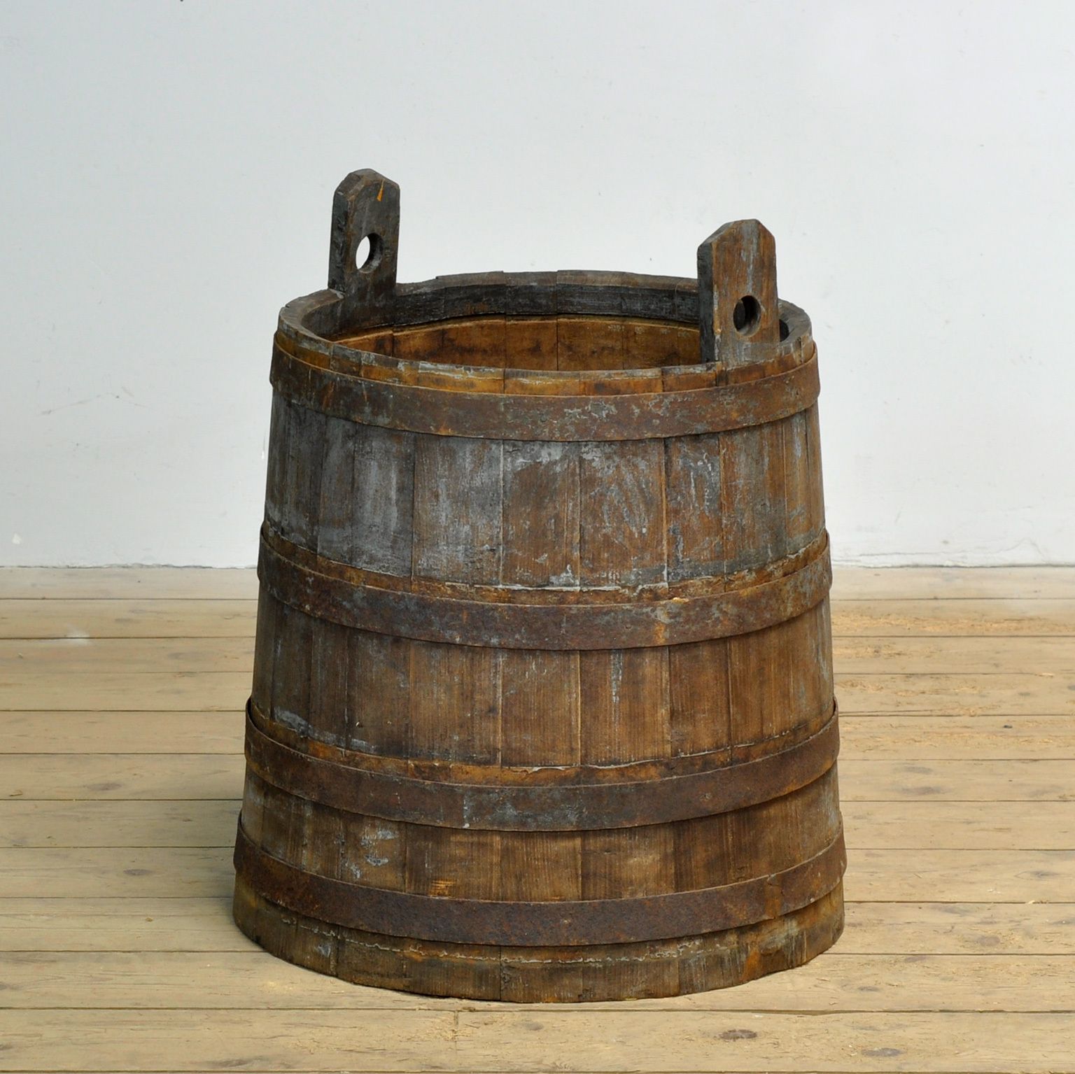 Oak Barrel/Planter, Circa 1920 photo vinterior