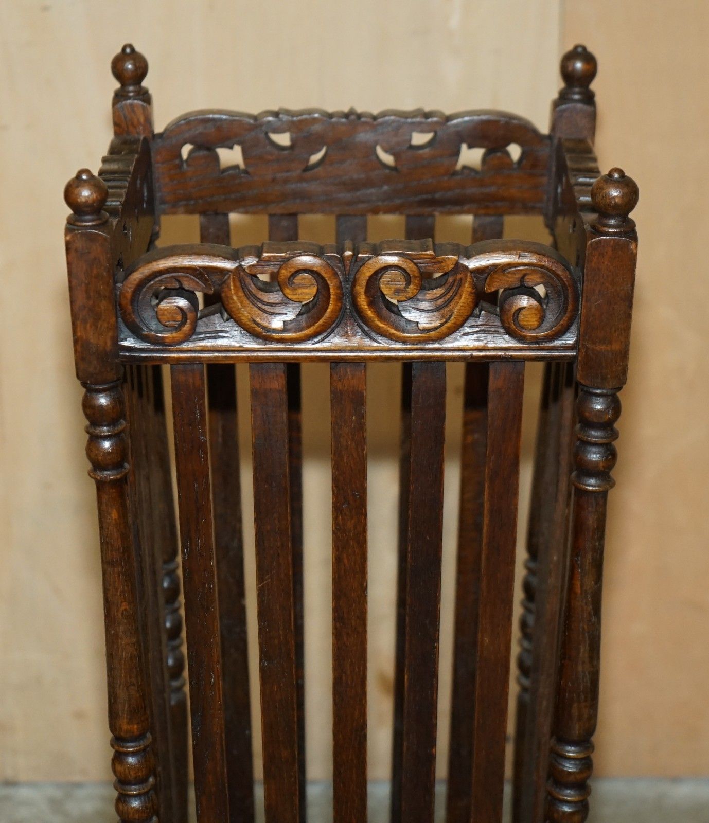 Antique Edwardian Hand Carved English Oak Walking Stick Or Umbrella Stand photo 495.0