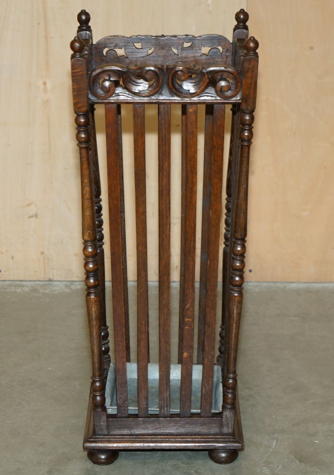 photo for sale Antique Edwardian Hand Carved English Oak Walking Stick Or Umbrella Stand