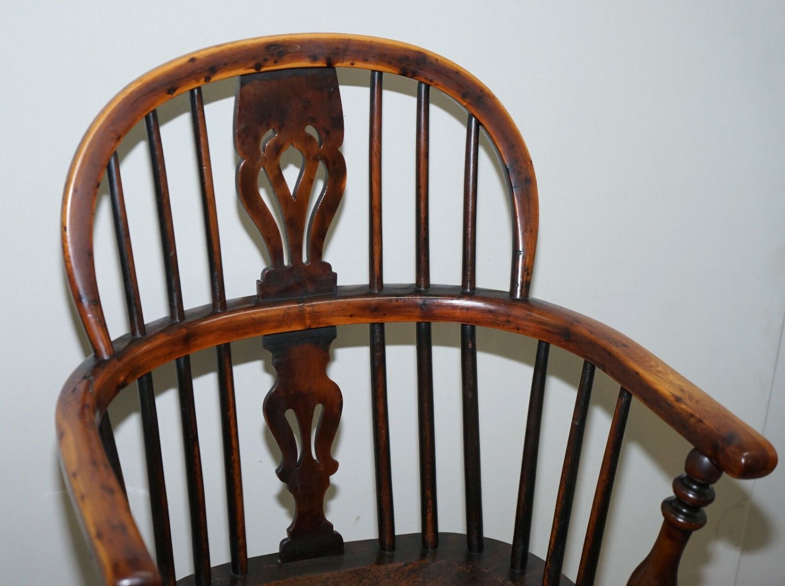 Pair Of Burr Yew Wood & Elm Windsor Armchairs Circa 1860 English Country House photo vinterior