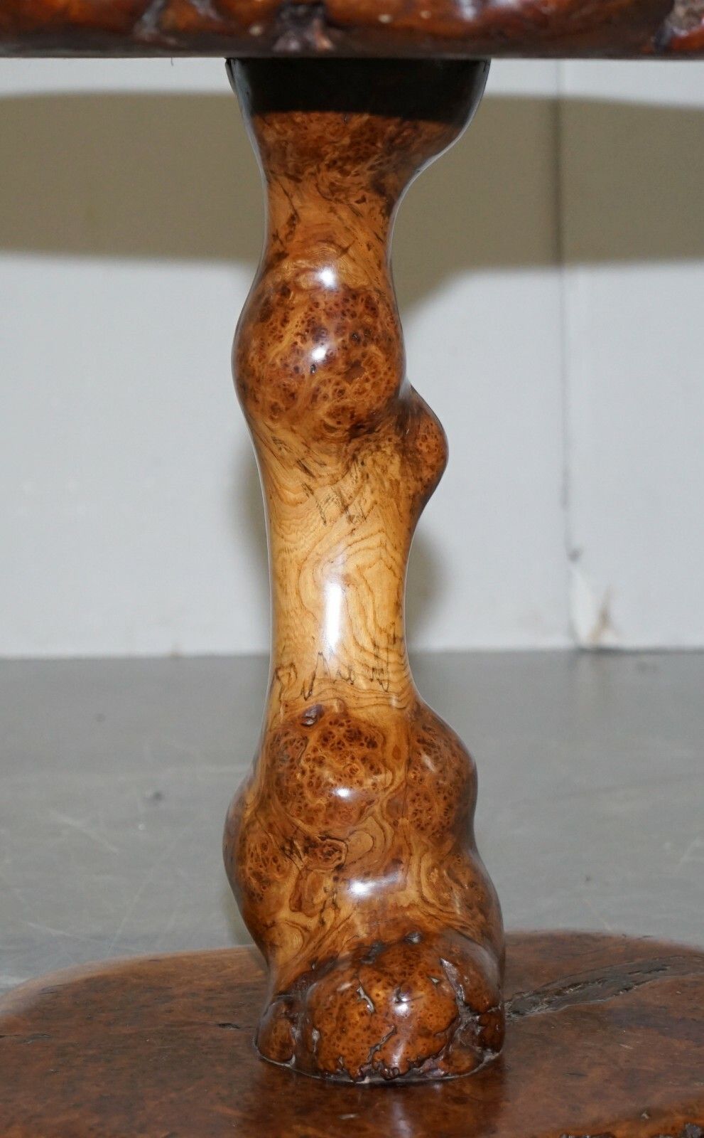 photo furniture Exquisite Solid Burr Walnut Hand Crafted By Nature Side End Lamp Wind Table