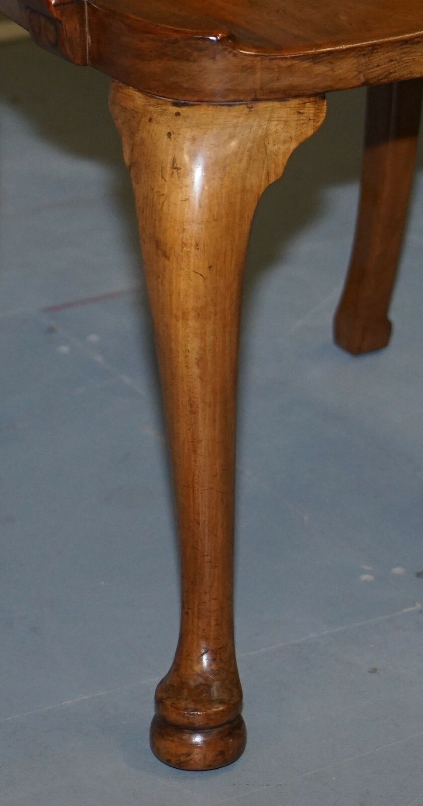 Lovely Victorian Howard & Son's Fully Stamped Office Desk Armchair In Walnut photo vintage