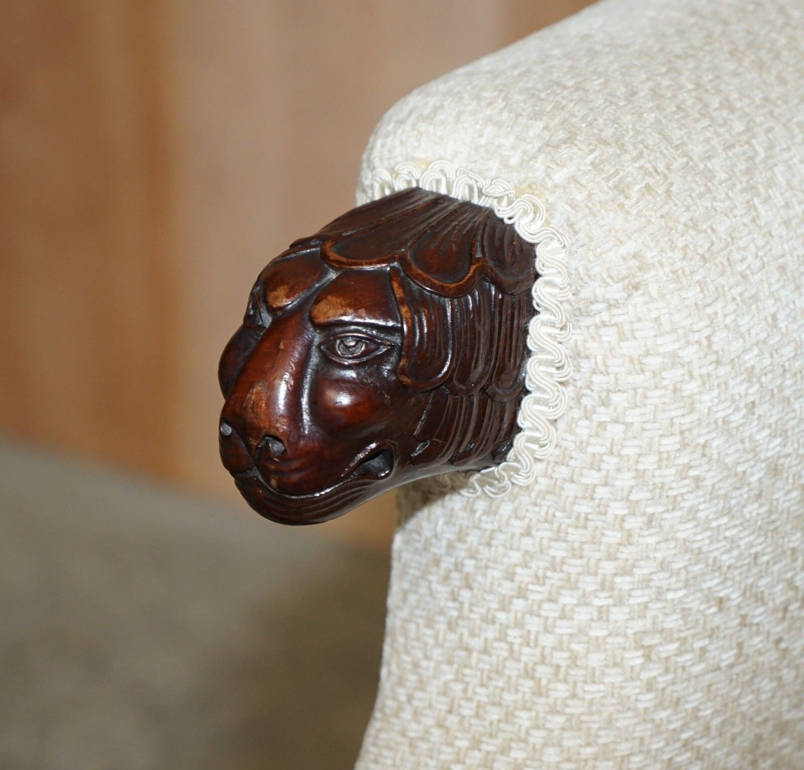 Lovely Antique Ornately Hand Carved Lion's Hairy Paw Leg Club Library Armchair photo vinterior