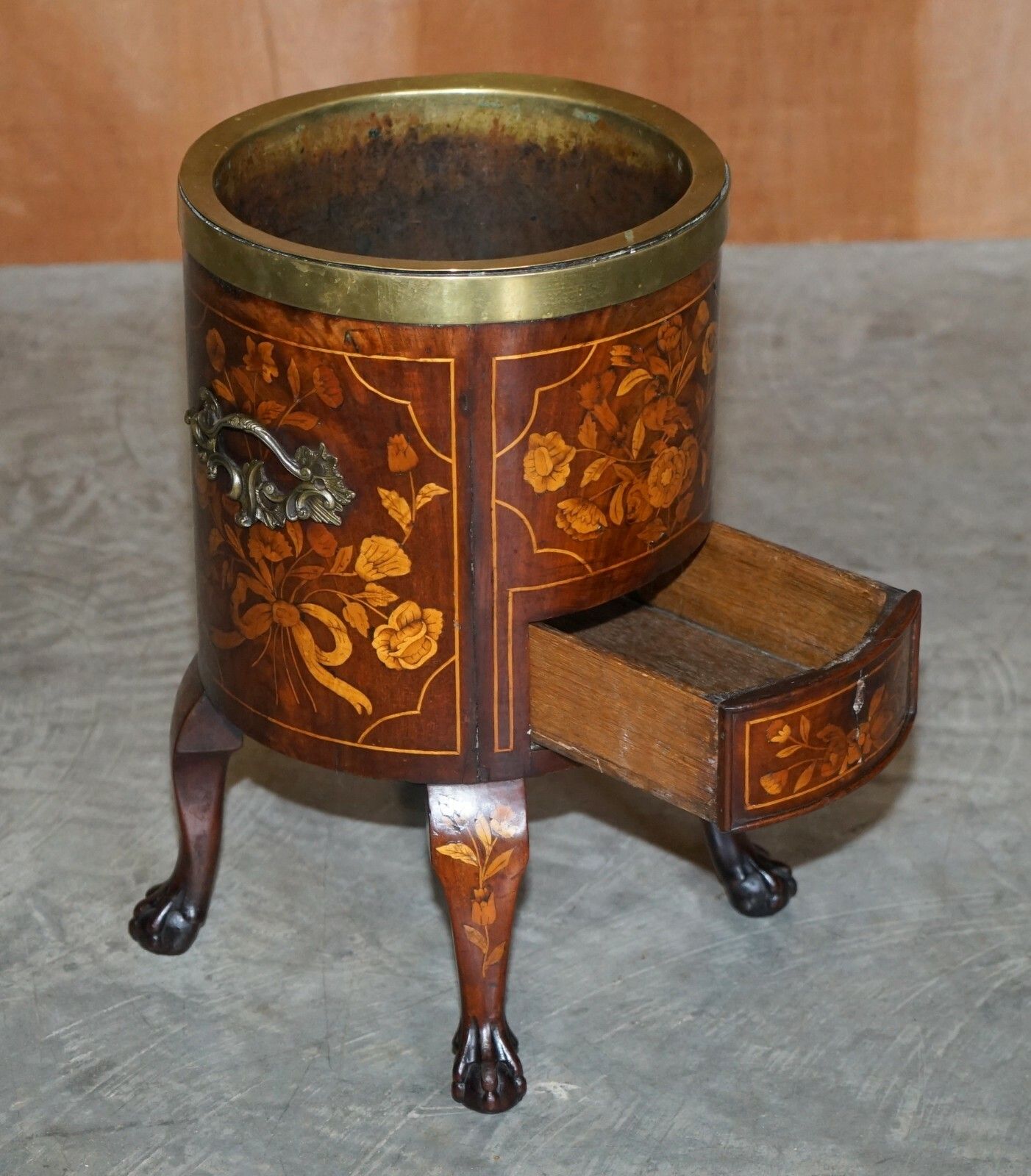 2950.0 Exquisite Antique Circa 1800 Dutch Inlaid Wine Cooler Bucket Claw & Ball Feet photo