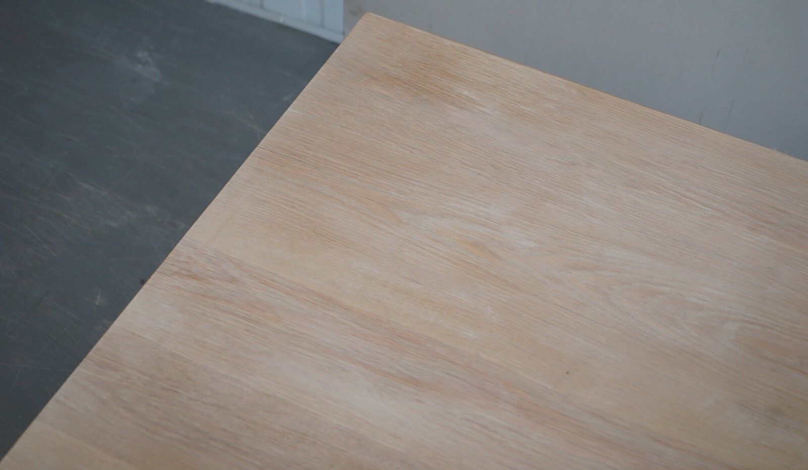 Very Large Limed Oak Coffee Of Cocktail Table 123.5cm Wide Carved Pillared Legs photo buy