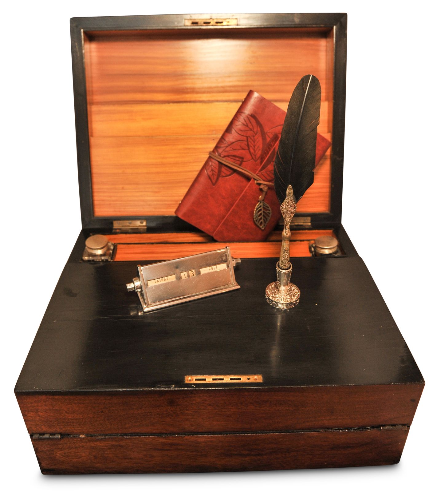 Elegant 19th Century Victorian Flame Mahogany Decorative Inlaid Writing Slope With Black Ebonised Accents With A Tooled Leather Interior photo buy