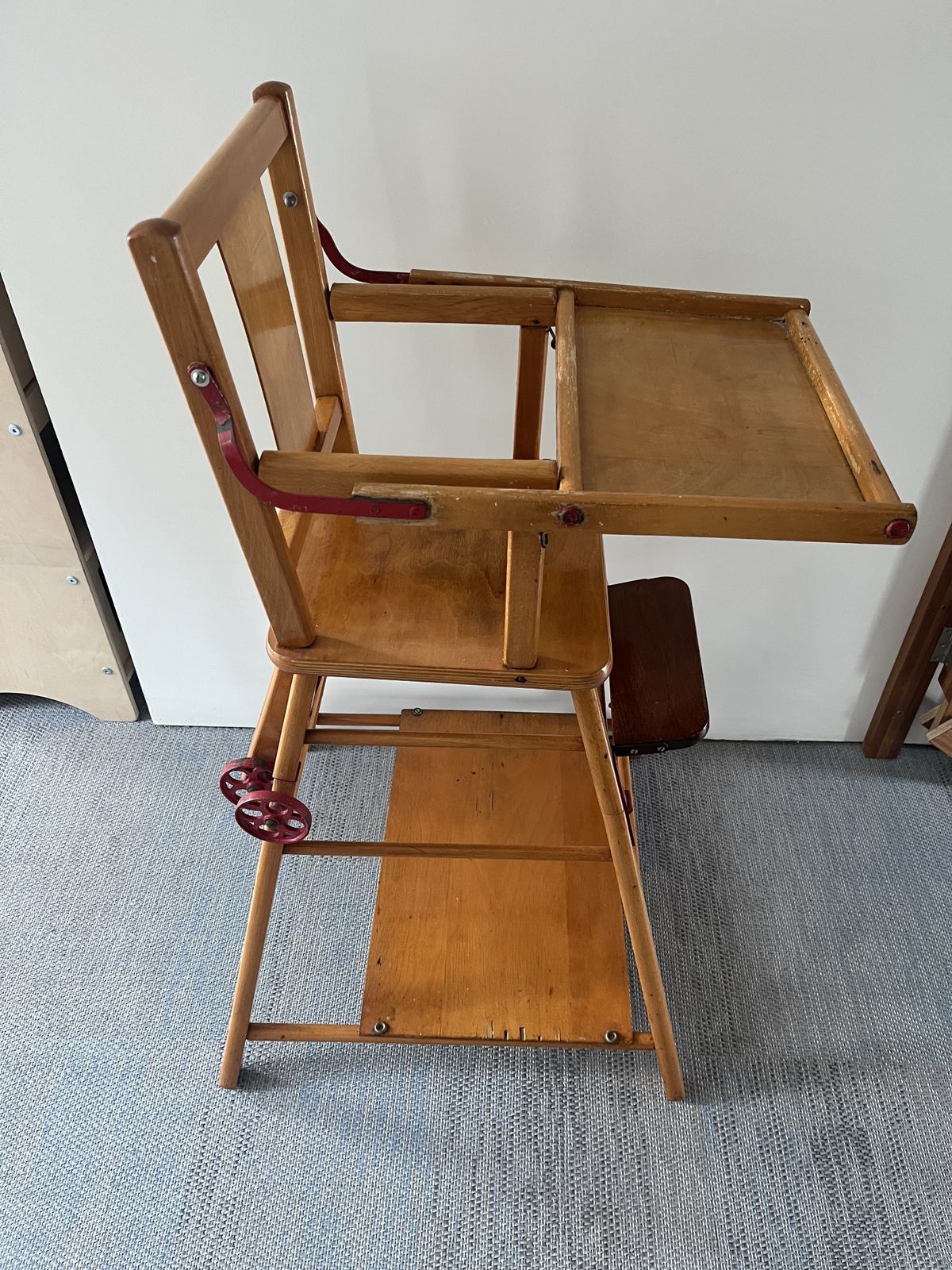 Child’s High Chair/Table 1950/60’s
