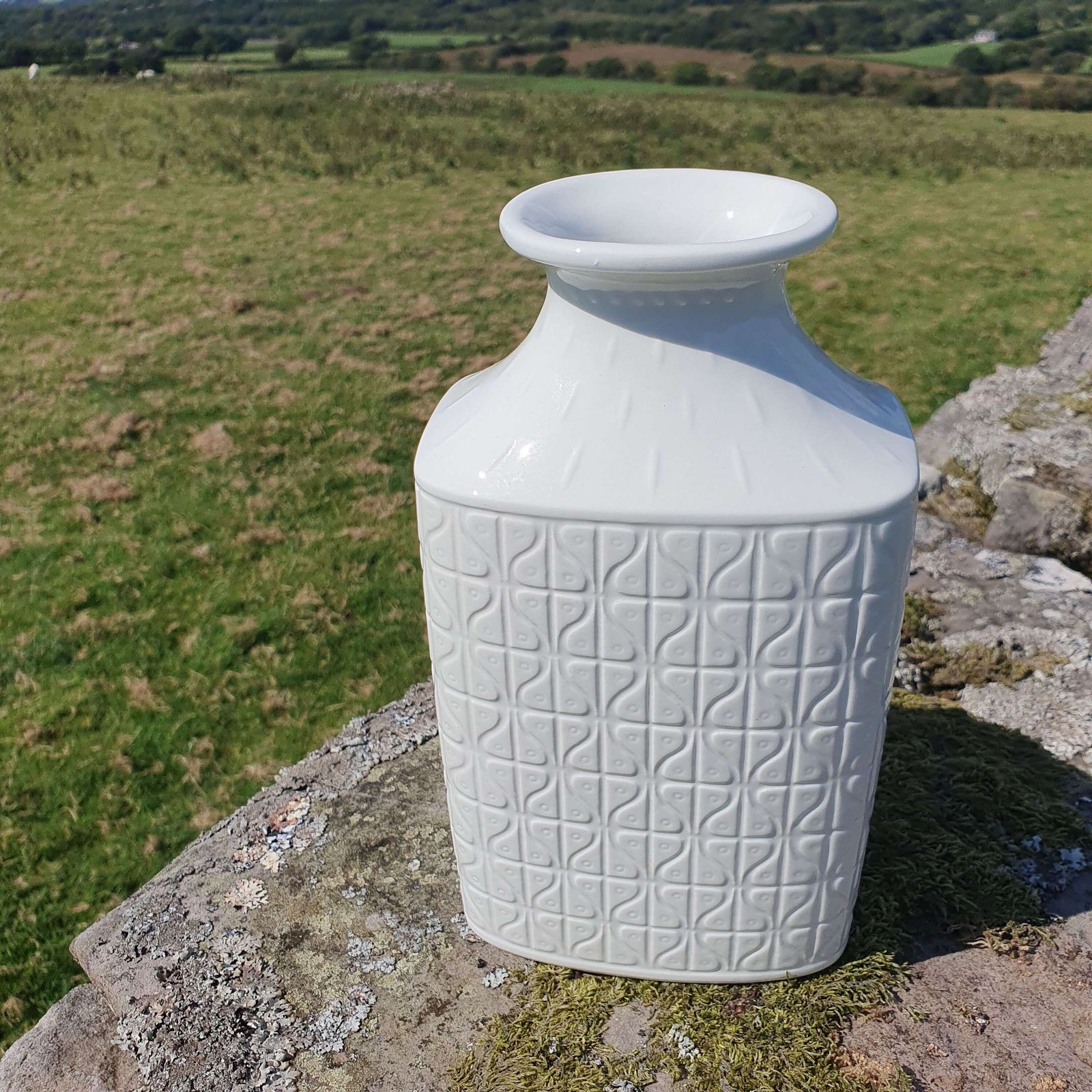 Gunnar Nylund For Rorstrand, Sweden. A White Ceramic Vase From The "Domino" Range. 1960s. photo Home Decor