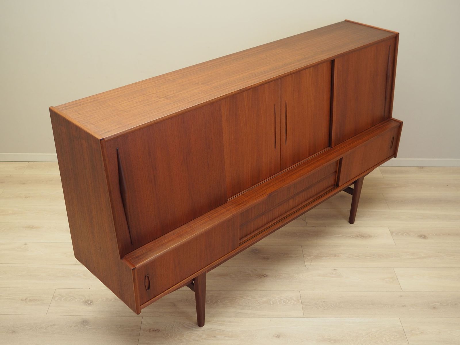 Teakhouten Highboard, Deens Design, Jaren 1970, Productie: Denemarken photo buy
