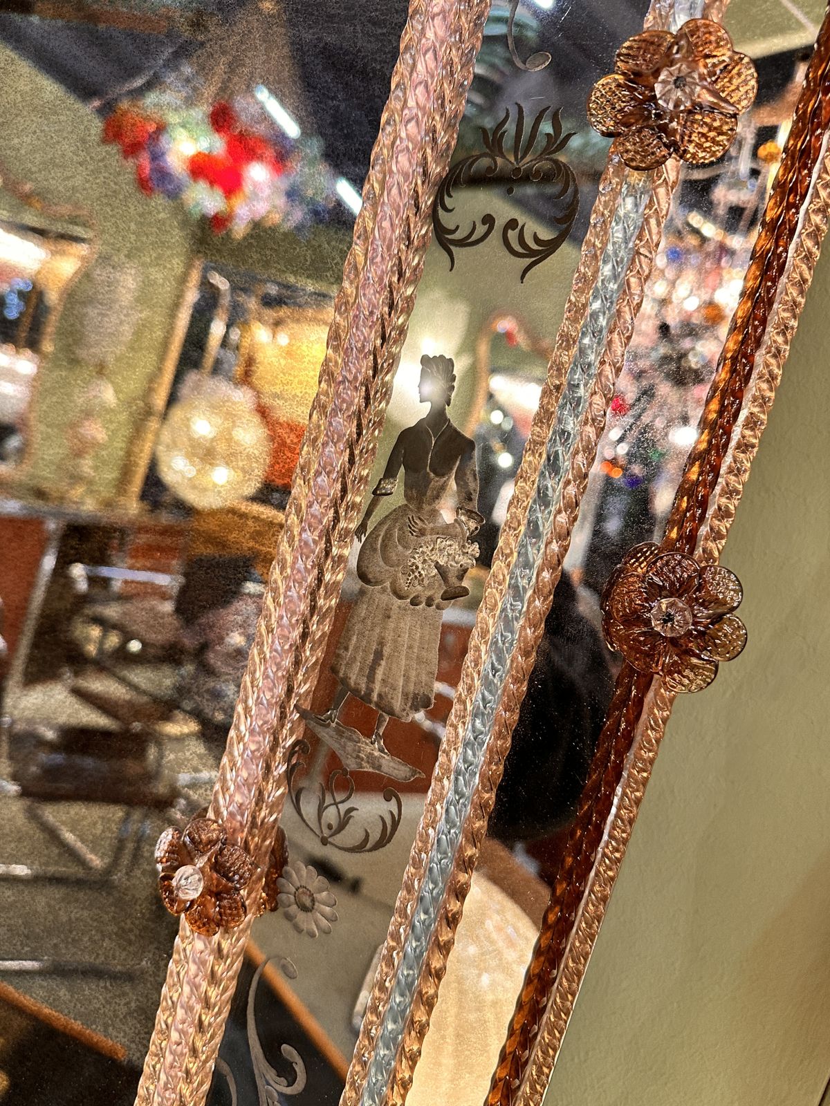 Venetian Nobles Figures With Flowers Hand Carving Mirror Murano Glass photo Home Decor