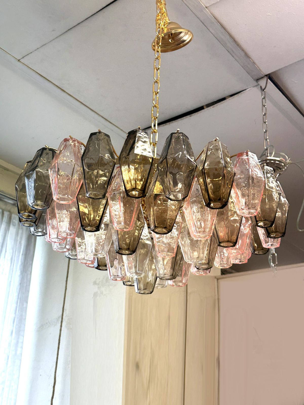 Contemporary Chandelier With Pink And Fume’ “Poliedri” Murano Glass In Venini Style photo Lighting