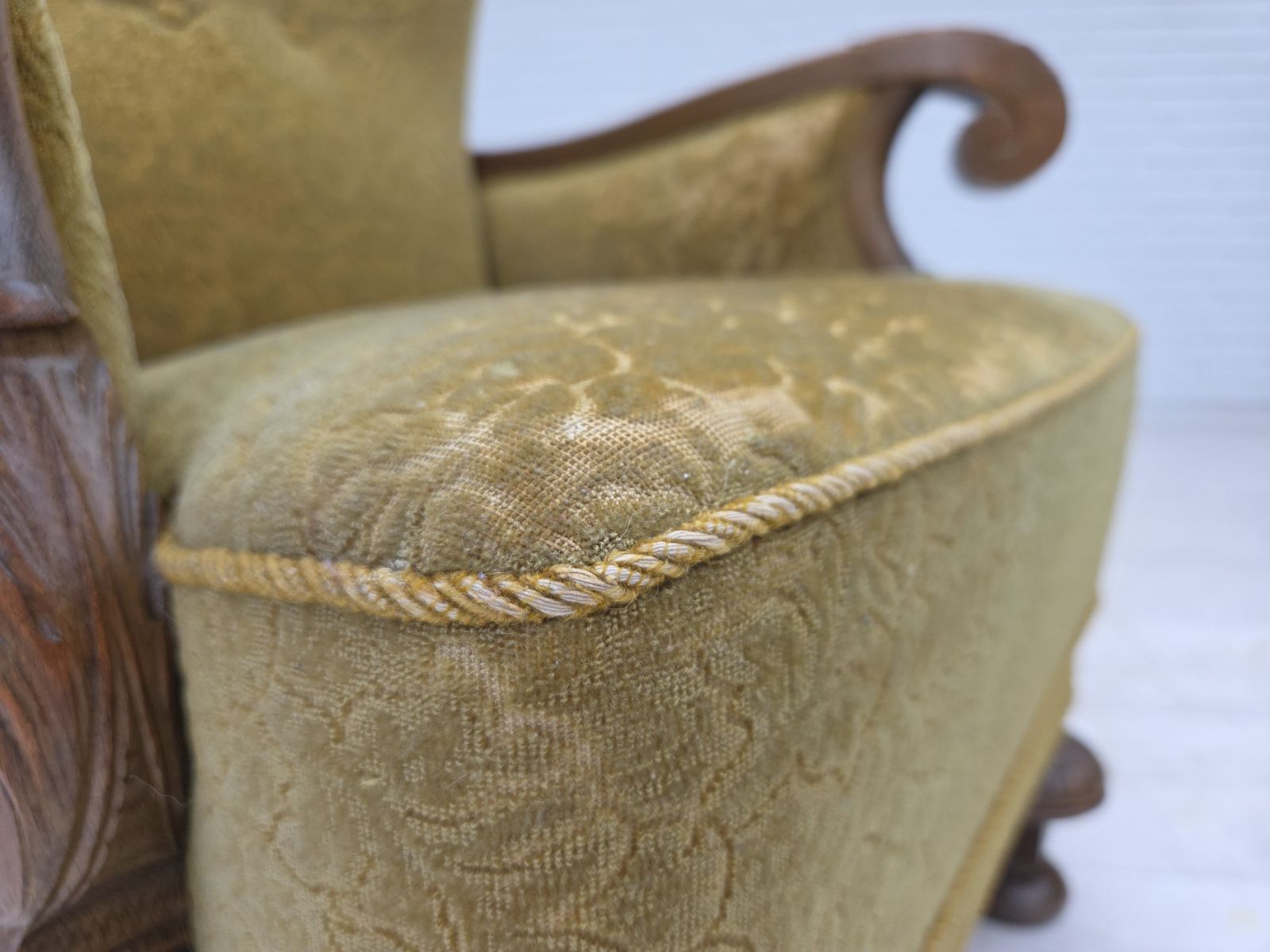 photo vinterior Ca. Jaren 1960, Deense Fauteuil, Meubelstof Katoen/Wol, Massief Eikenhout.