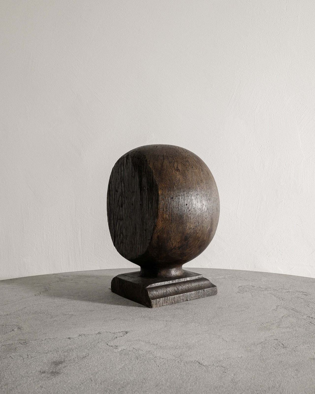 Pair Of English Antique Wooden Globe Sculptures In Black & Brown Stained Oak Produced In England photo 1350.0