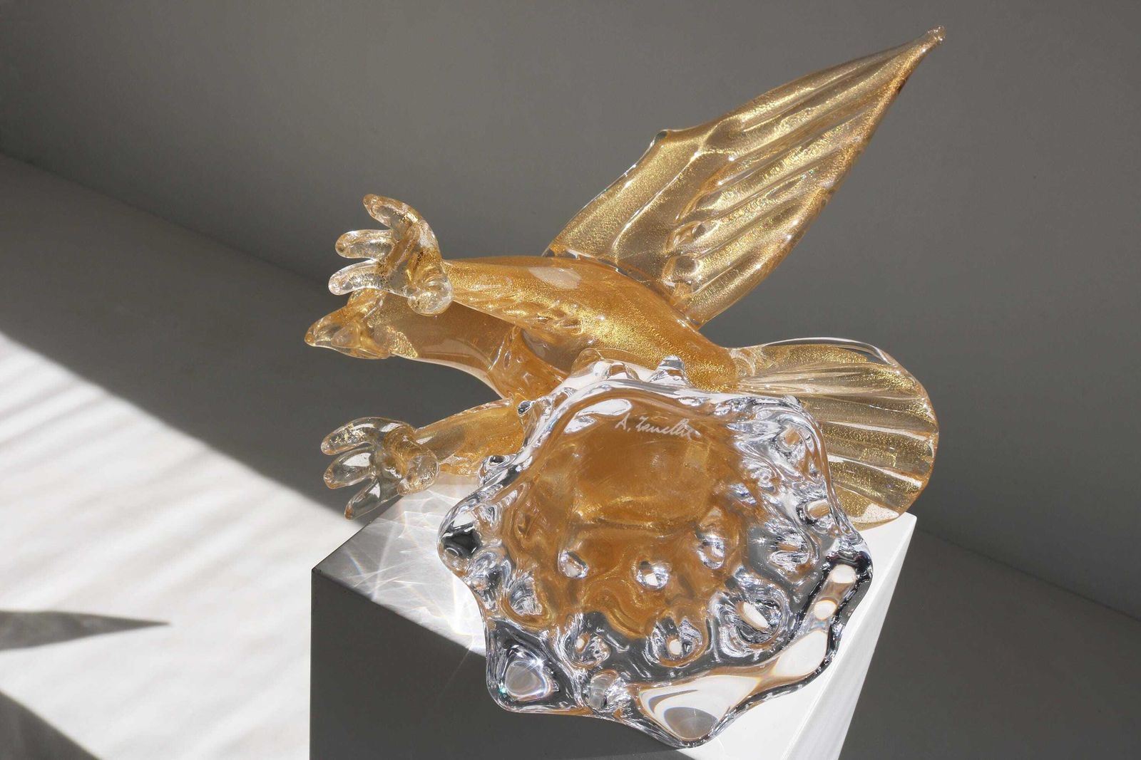 Signed Murano Glass Eagle Sculpture By Arnaldo Zanella – Hand Blown Crystal With Gold, Mid Century Italian Art photo vintage