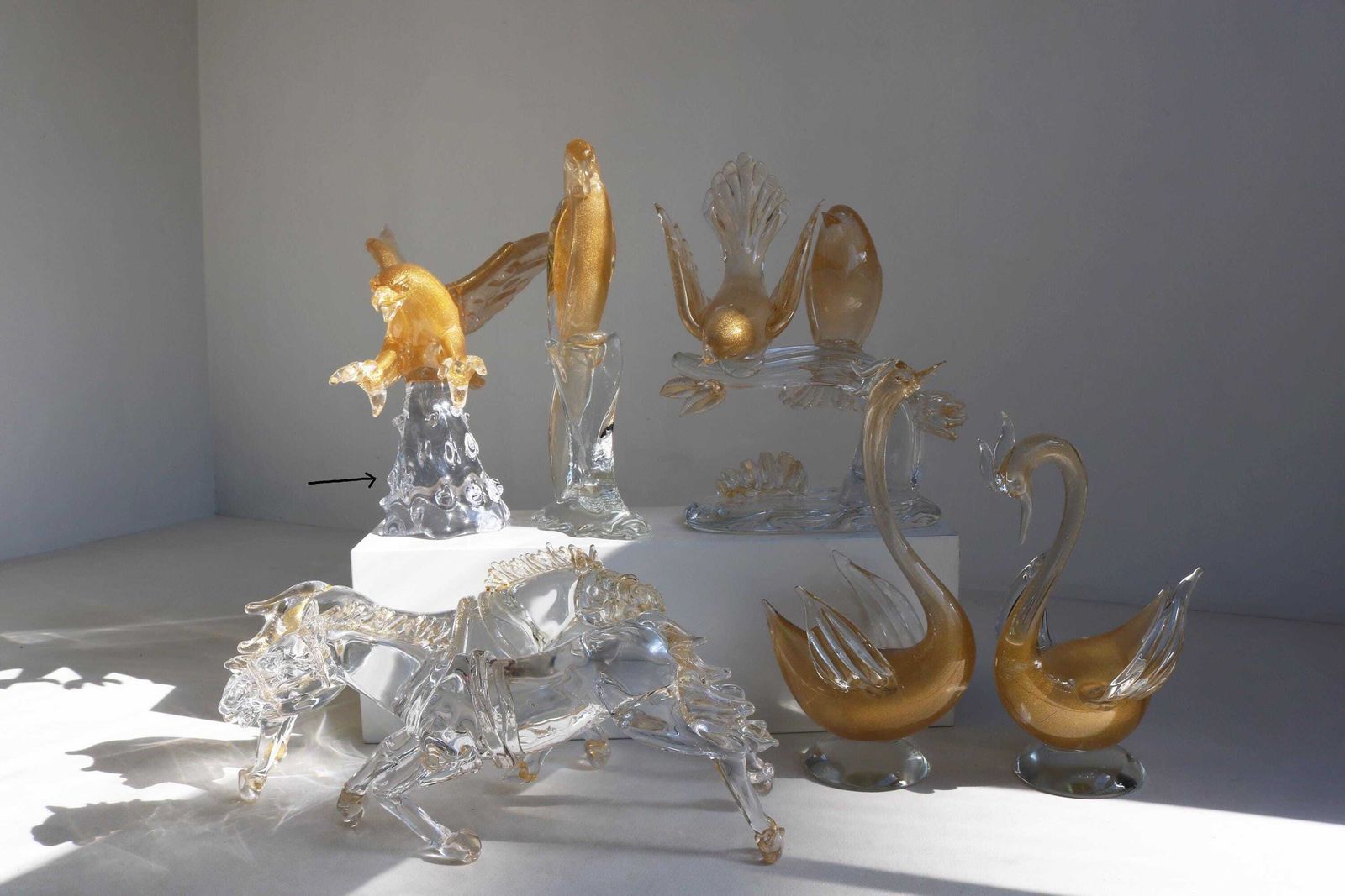 photo for sale Signed Murano Glass Eagle Sculpture By Arnaldo Zanella – Hand Blown Crystal With Gold, Mid Century Italian Art