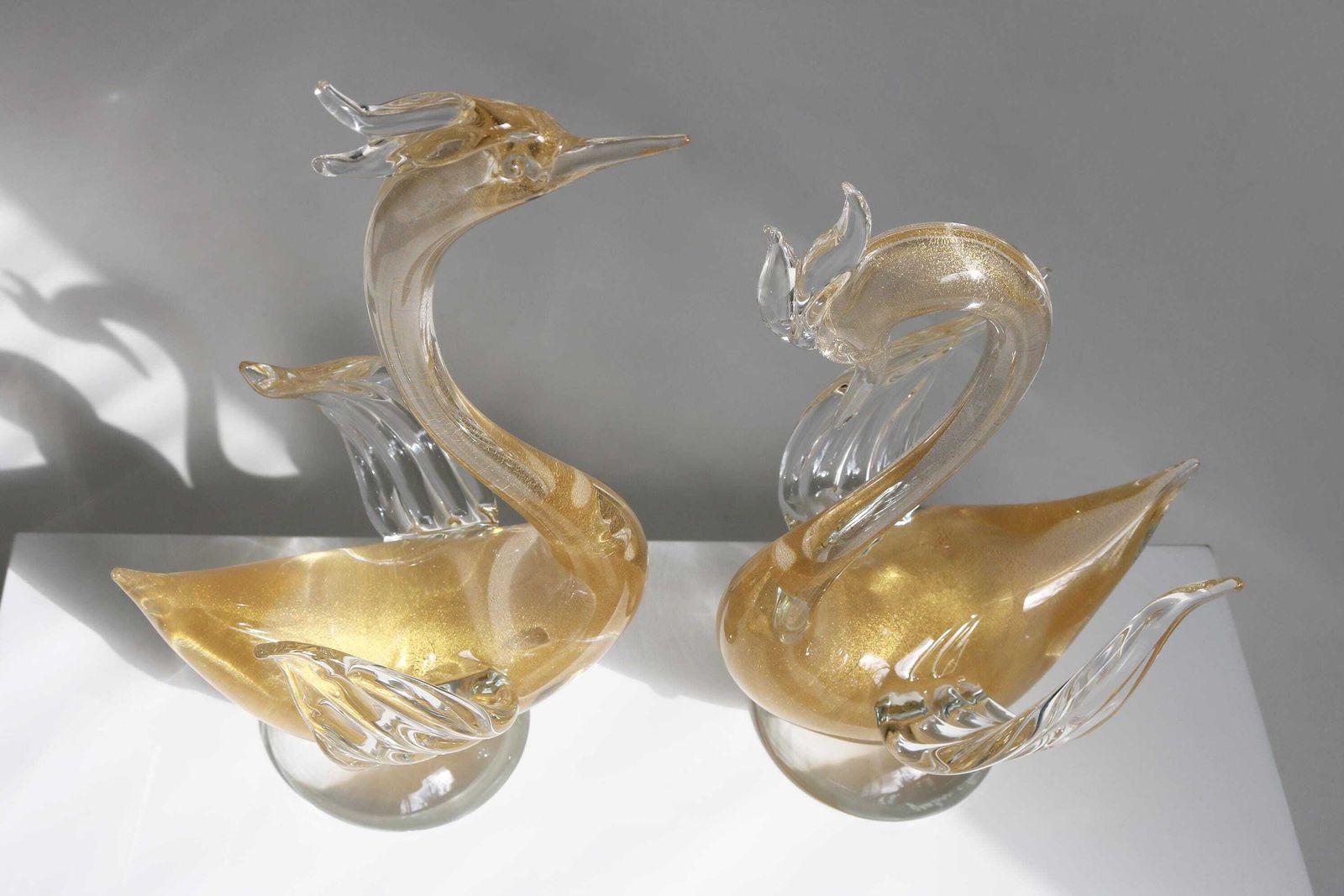 Signed Murano Crystal Glass Swan Sculptures With Gold Leaf By Gambaro E Poggi Vintage Mid Century Italian Art Glass photo vinterior