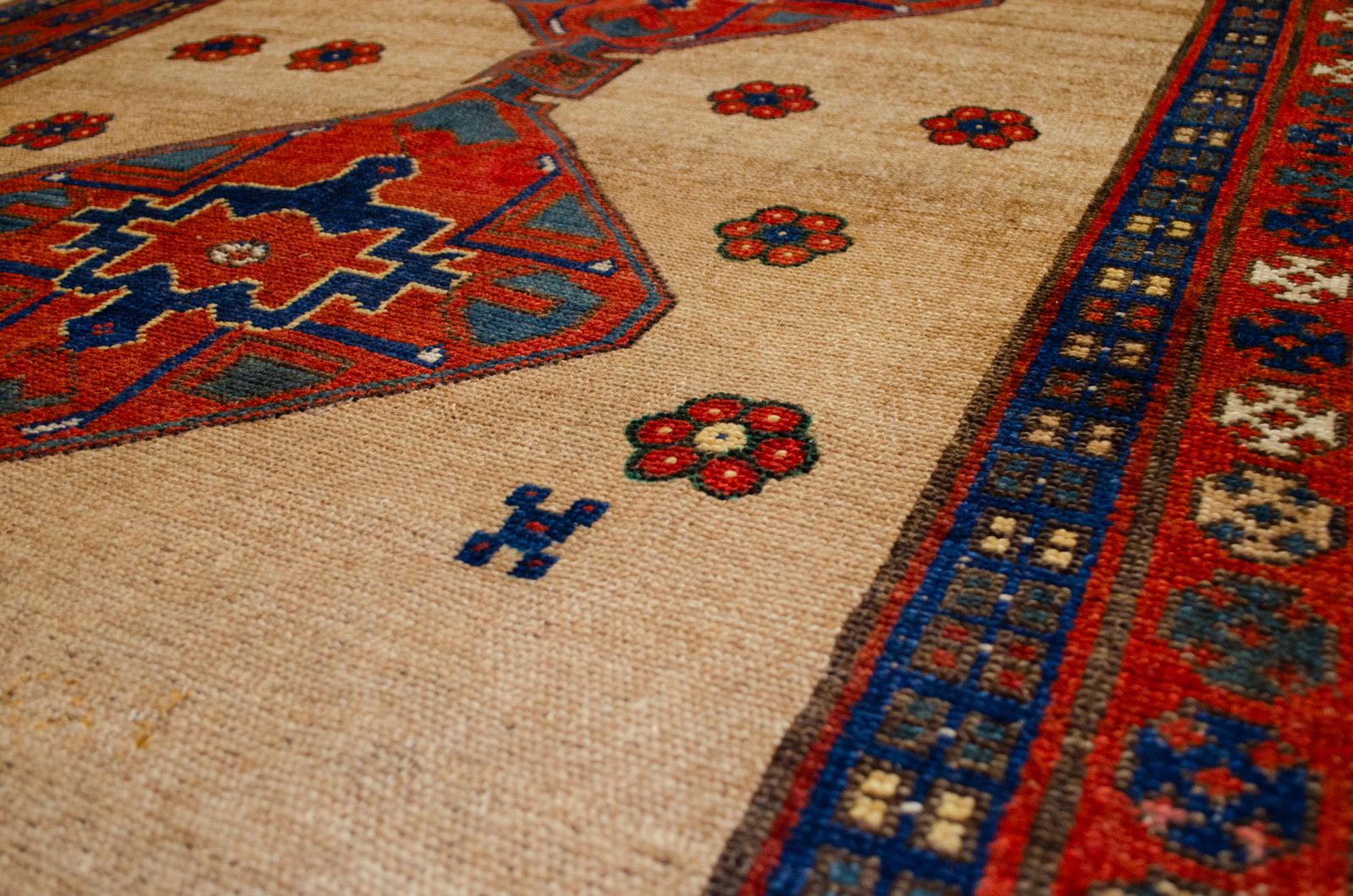 Antique Kordi Rug 196x119cm,, 1910s photo Textiles