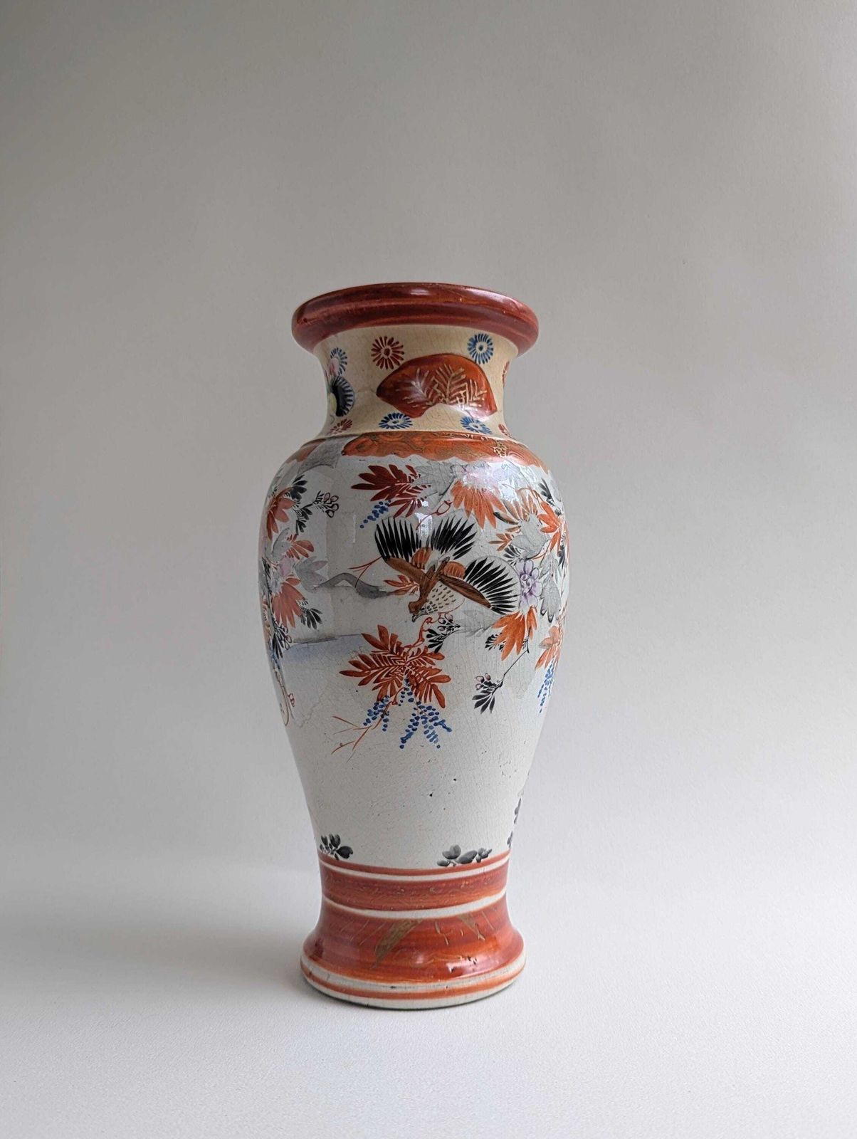 19th Century Red Japanese Meiji Kutani Vase, Hand Painted Gilt Porcelain photo 130.0