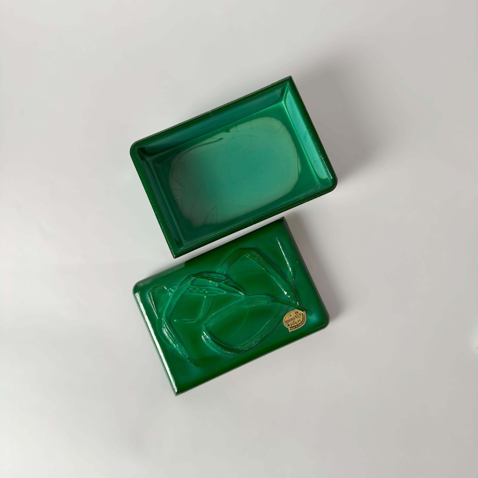 photo furniture Czech Malachite Glass Trinket Box In The Style Of Schlevogt, Circa 1950