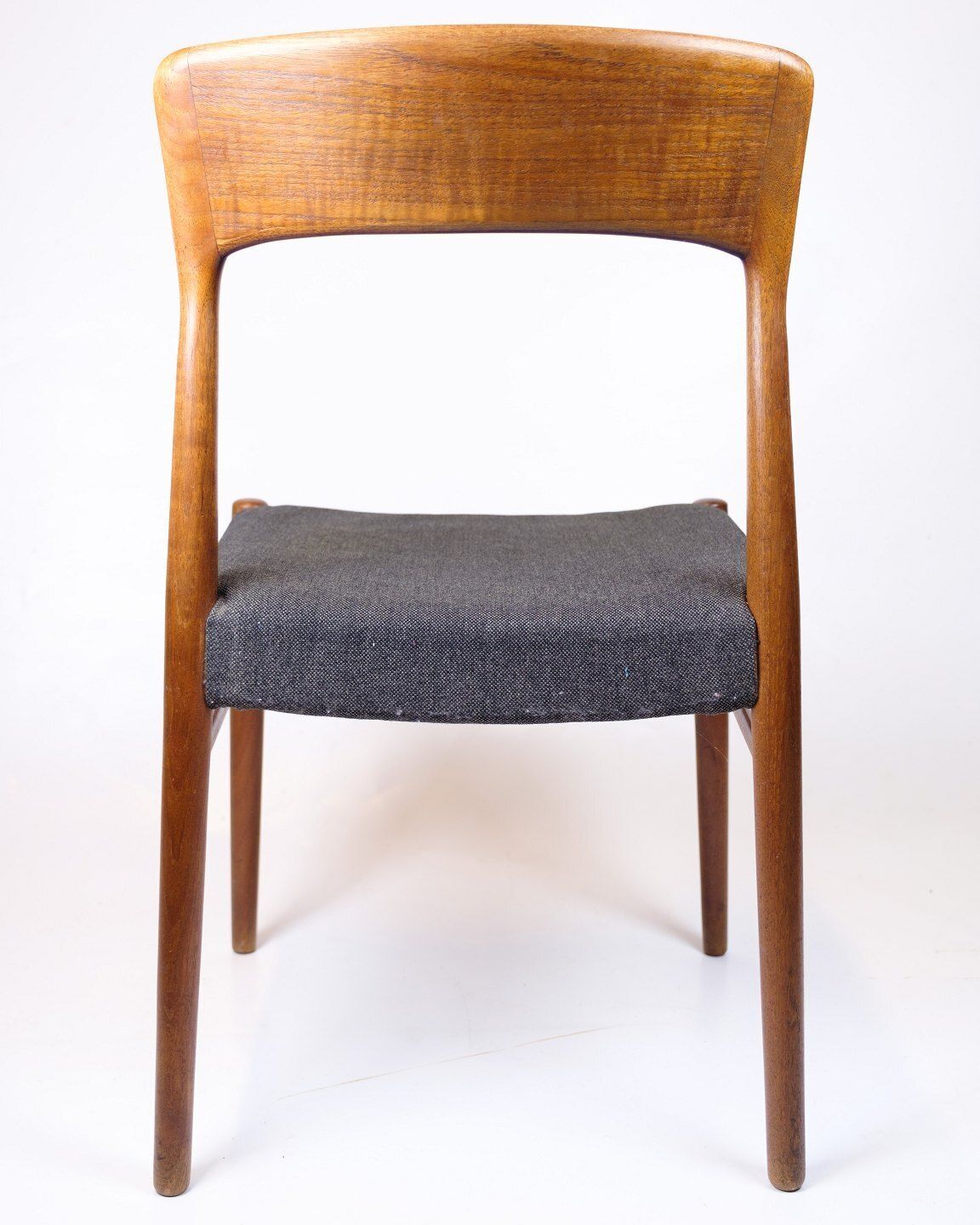 Set Of Eight Dining Chairs   Model 26   Teak   Henry Kjærnulf   K/S Korup Chair Factory   1960s photo vintage