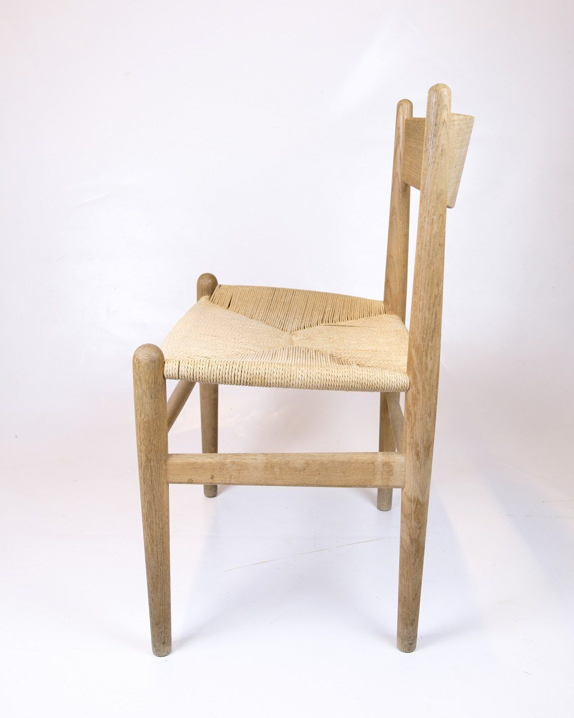 Ch36 Chair   Model Ch36   Oak & Paper Wicker   Hans J. Wegner   Carl Hansen & Son photo vinterior
