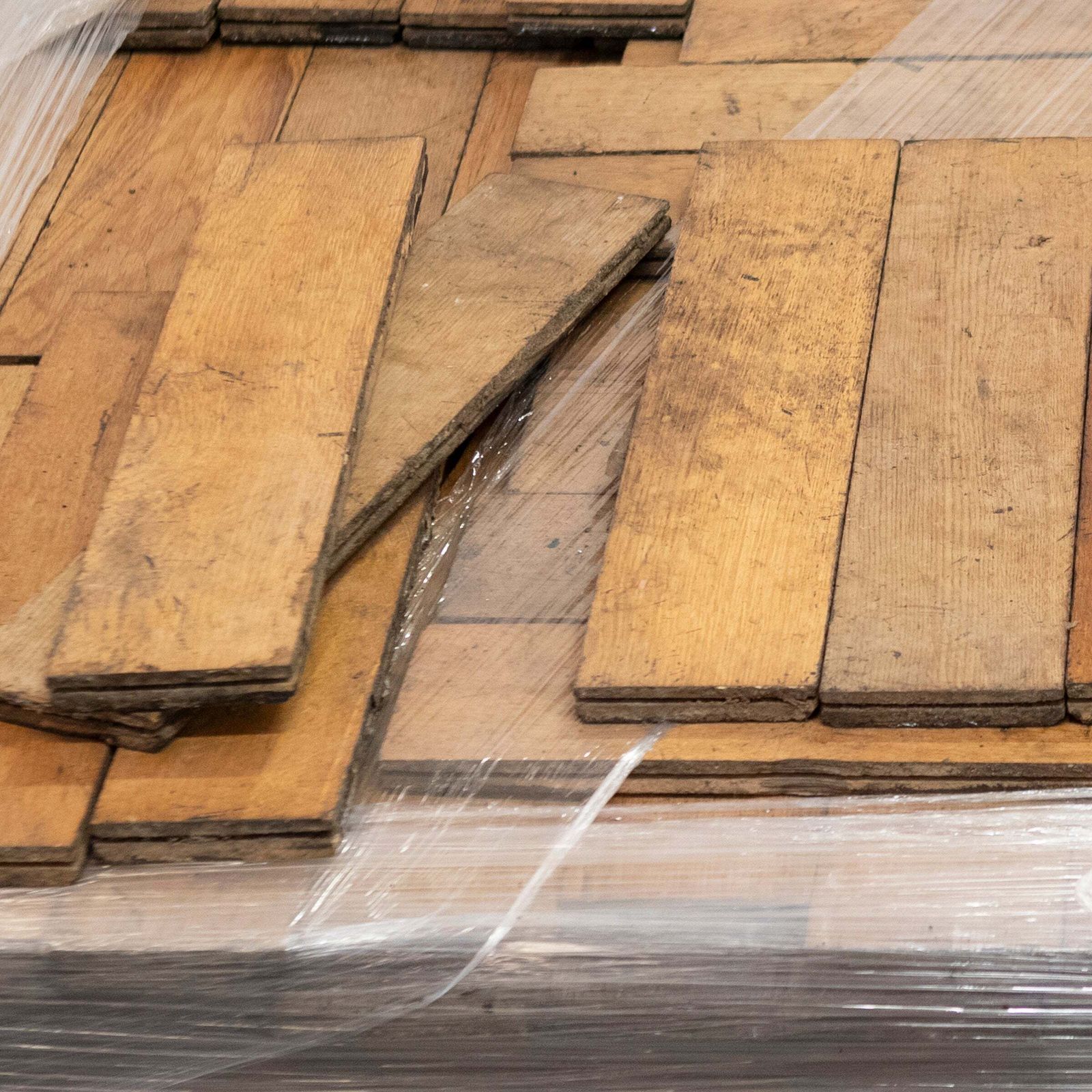 Reclaimed Oak Parquet Flooring 44 Square Metres photo Home Fixtures