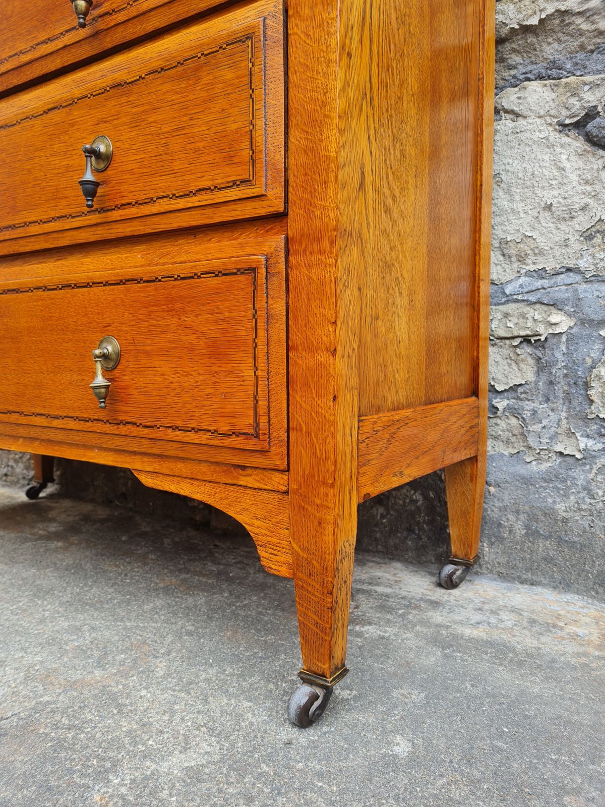 395.0 Vintage Oak Chest Of Drawers, 1930s Large Five Drawer Large Chest Highly Detailed photo
