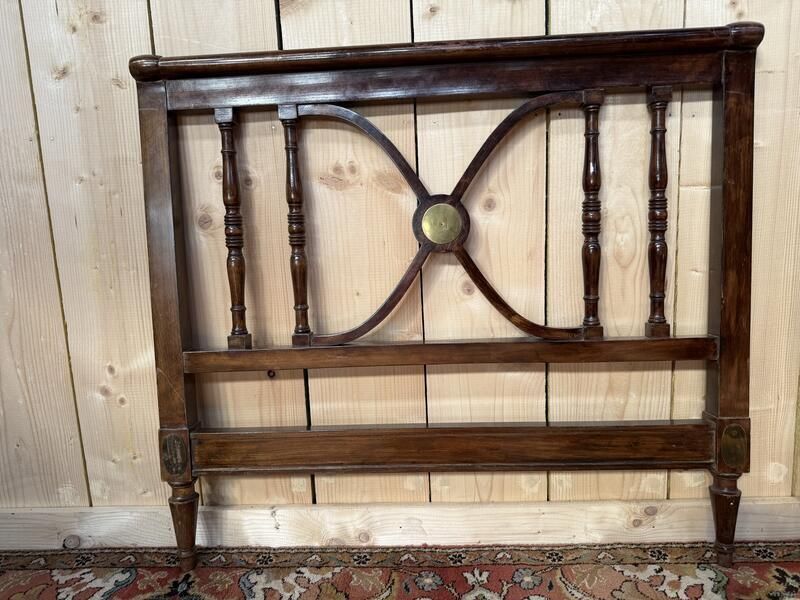 Lit D'enfant Anglais En Bois Foncé Et Plaque De Laiton photo furniture