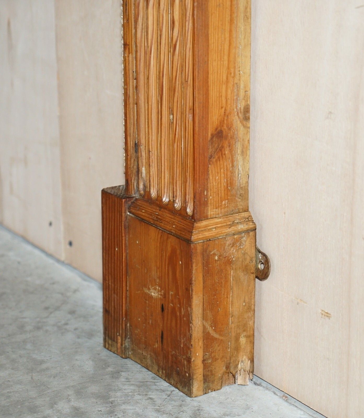 2750.0 Antique Victorian Pitch Pine & Gesso Carved Fire Surround Fireplace Mantlepiece photo