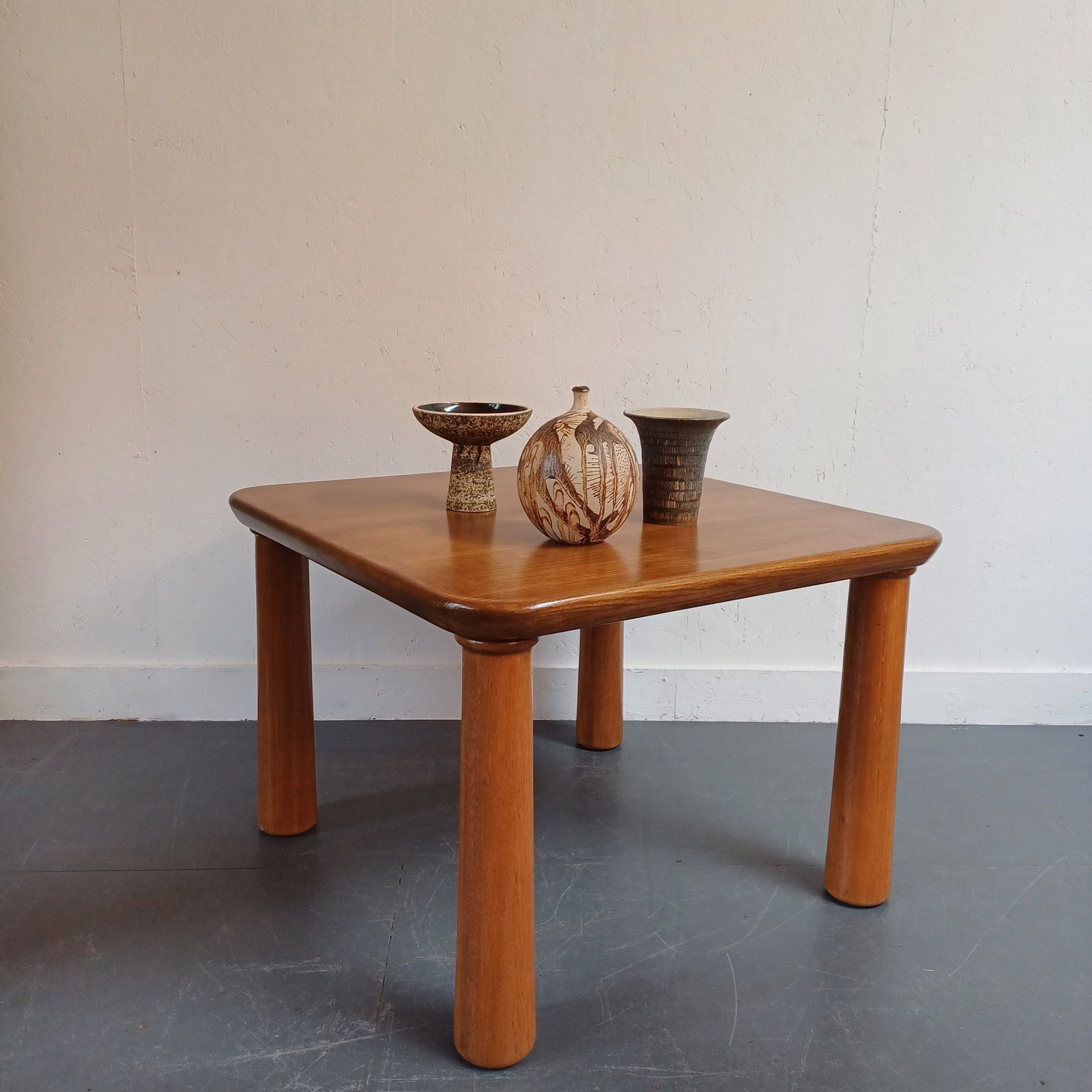 1980s Square Coffee Table With Tapering Legs And Curved Edges