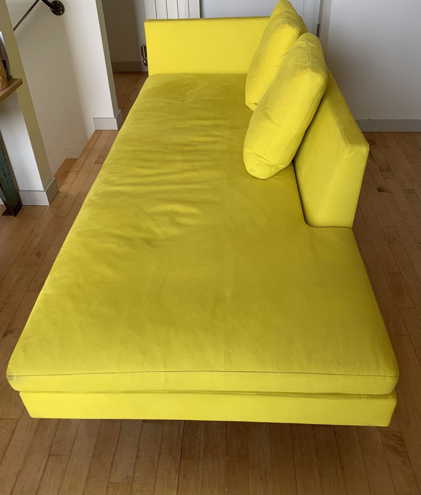 Ligne Roset Bright Yellow Swade Chaise Lounge Sofa Modern Minimalist Designer