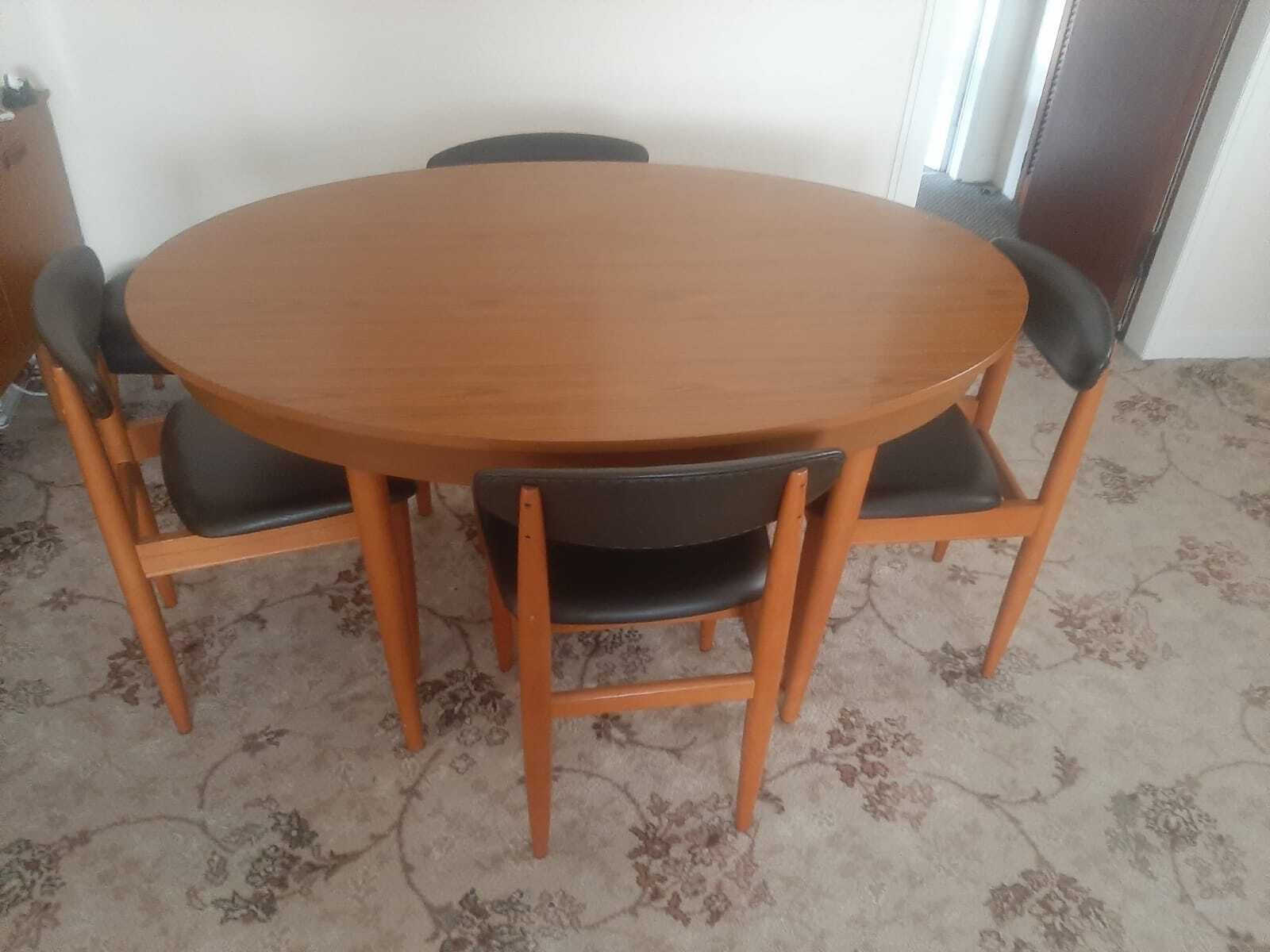 Schreiber Vintage Dining/Living Furniture