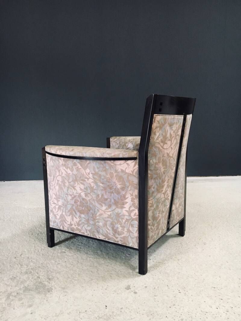 photo vintage Postmodern Design "Peggy" Lounge Chair Set Van Umberto Asnago Voor Giorgetti, Italië, Ca. Jaren 1980