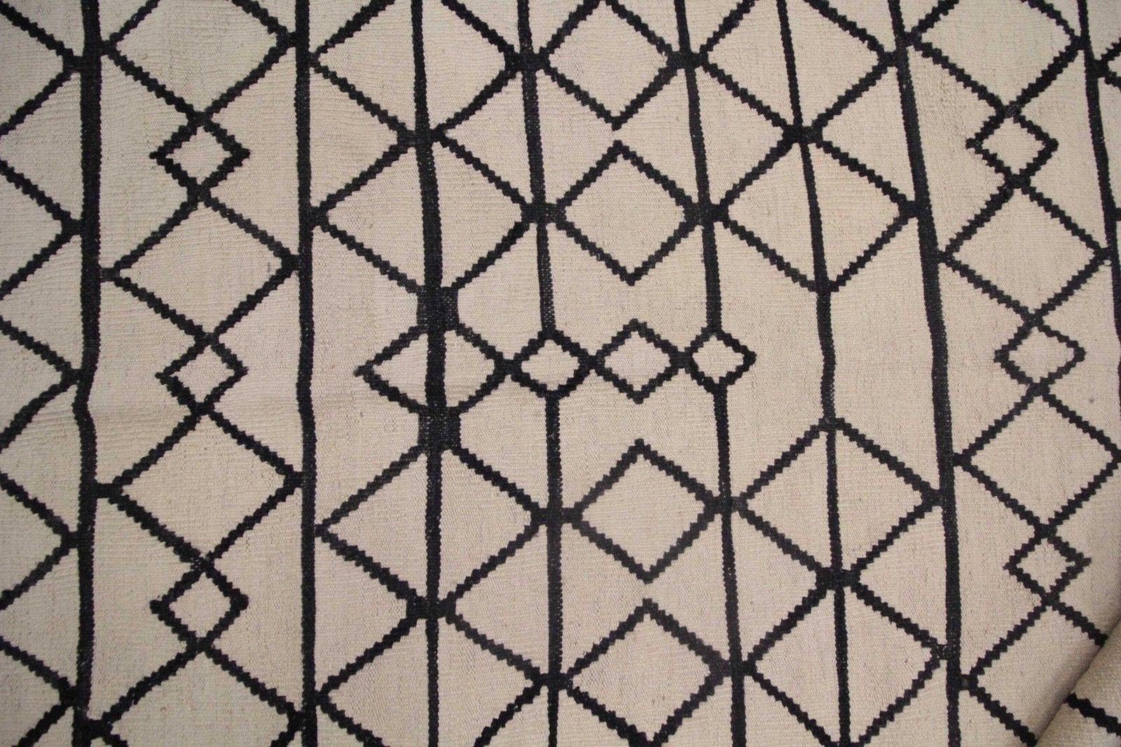 Cream & Black Wool Kilim Rug: Modern Geometric Flatweave Handmade Carpet (7.8 X 5.10 Ft.) photo buy