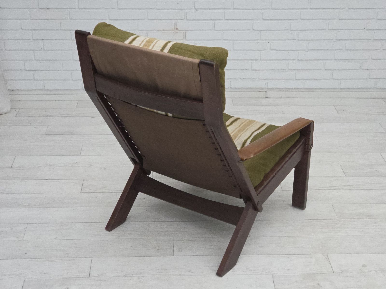 photo buy 1970s, Norwegian Design By Peter Opsvik For Westnofa, Highback Armchair.