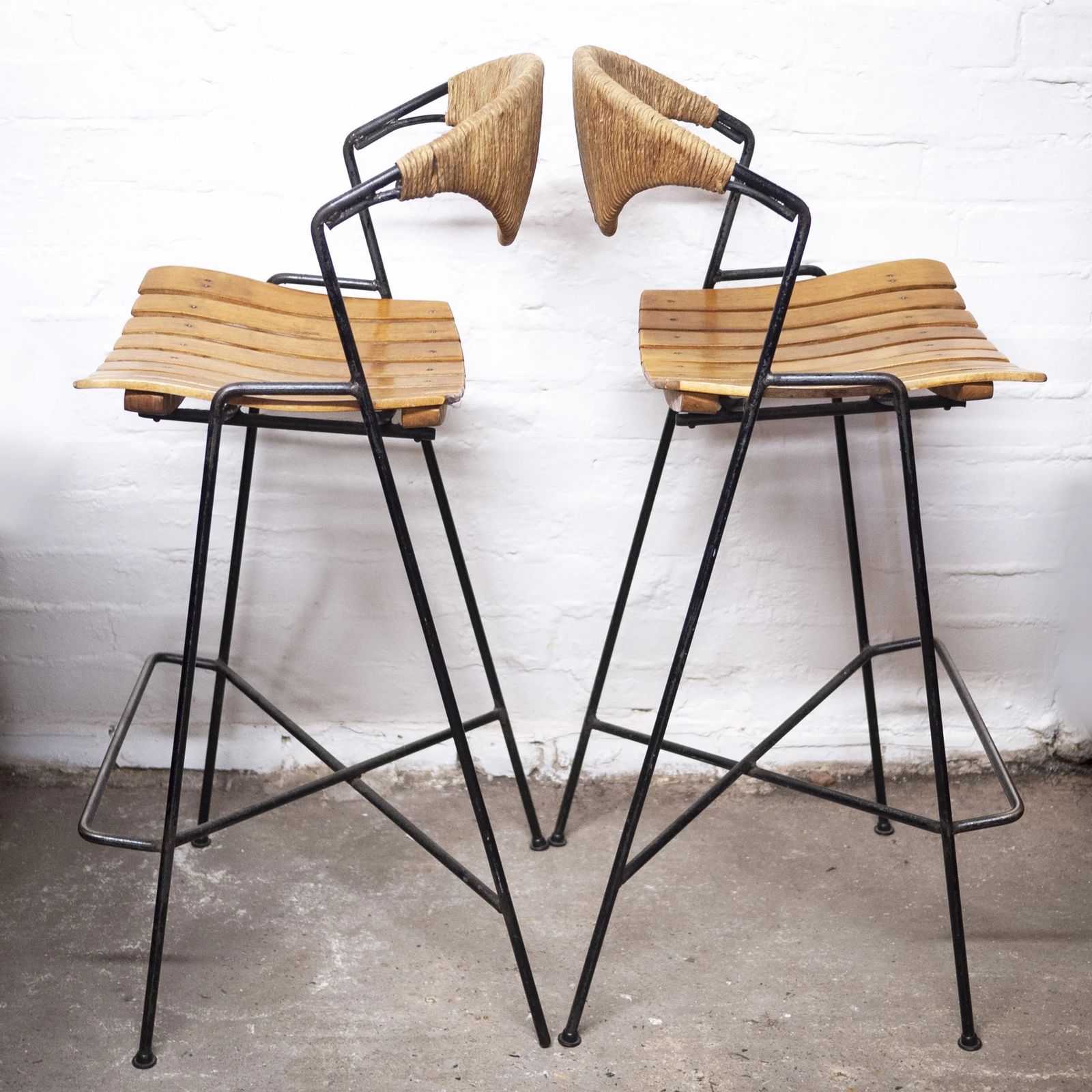 Wrought Iron Wicker & Slatted Wood Bar Stools By Arthur Umanoff For Raymor, 1950s, Set Of 2 photo vintage