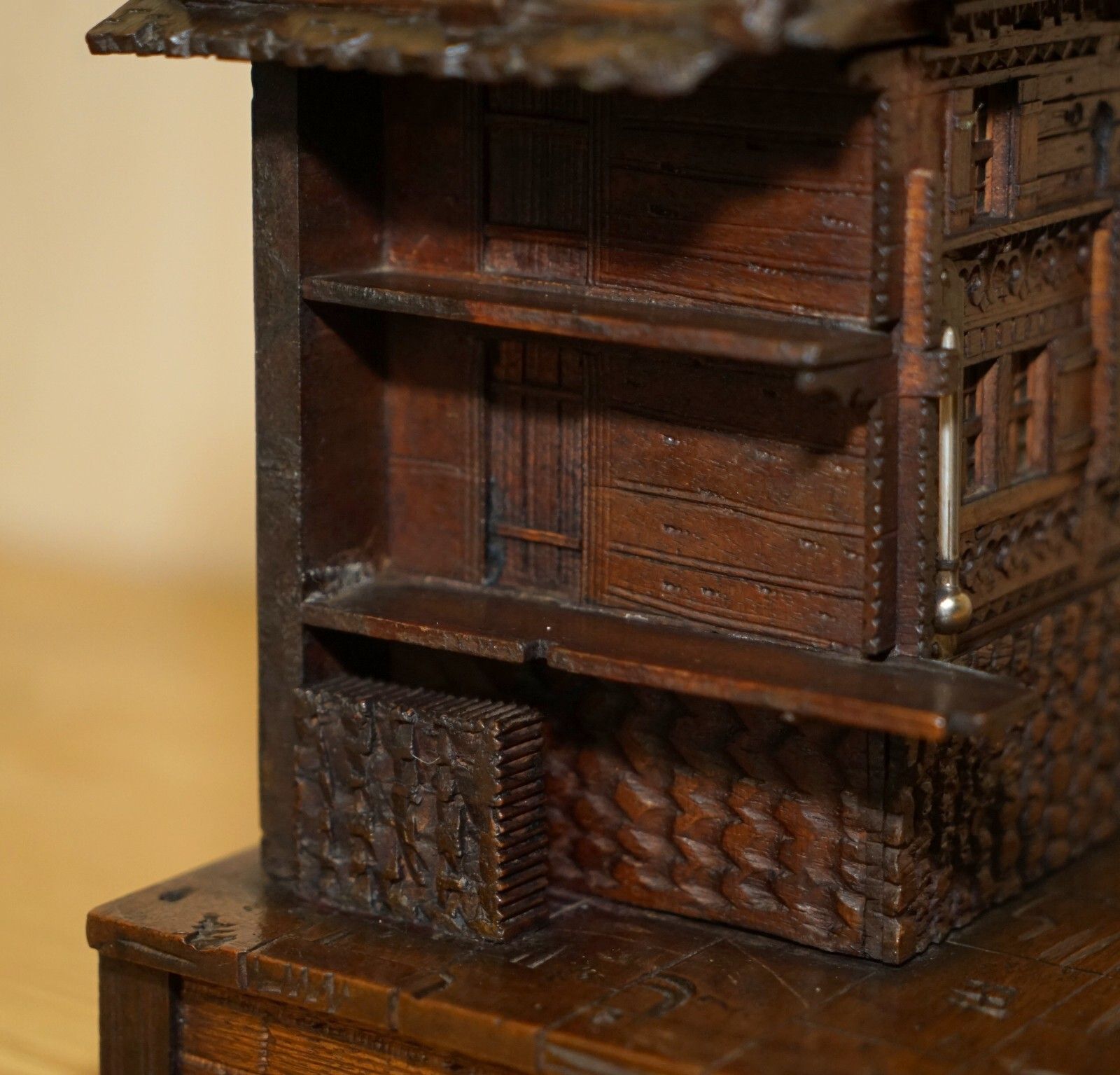 Home Decor Stunning Original Antique Hand Carved Black Forest Wood Cigar Box Humidor House photo