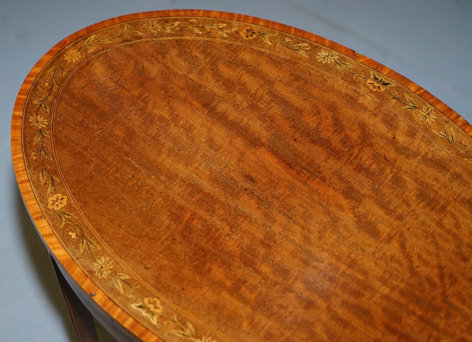 Stunning Floral Inlaid Sheraton Victorian Walnut Oval Occasional Side End Table photo Furniture