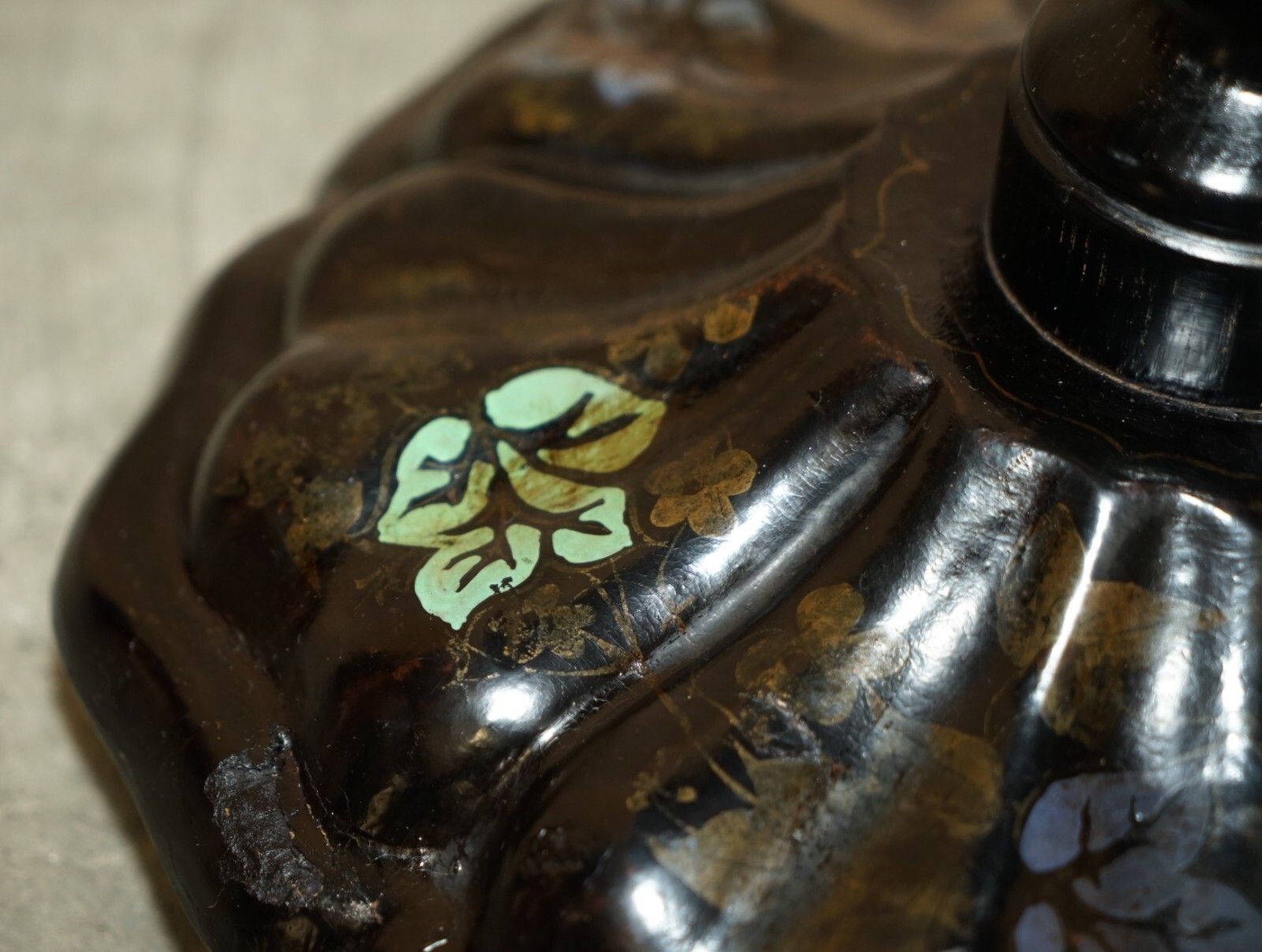 Stunning Antique Victorian 1860 Black Lacquer Mother Of Pearl Chess Games Table photo buy