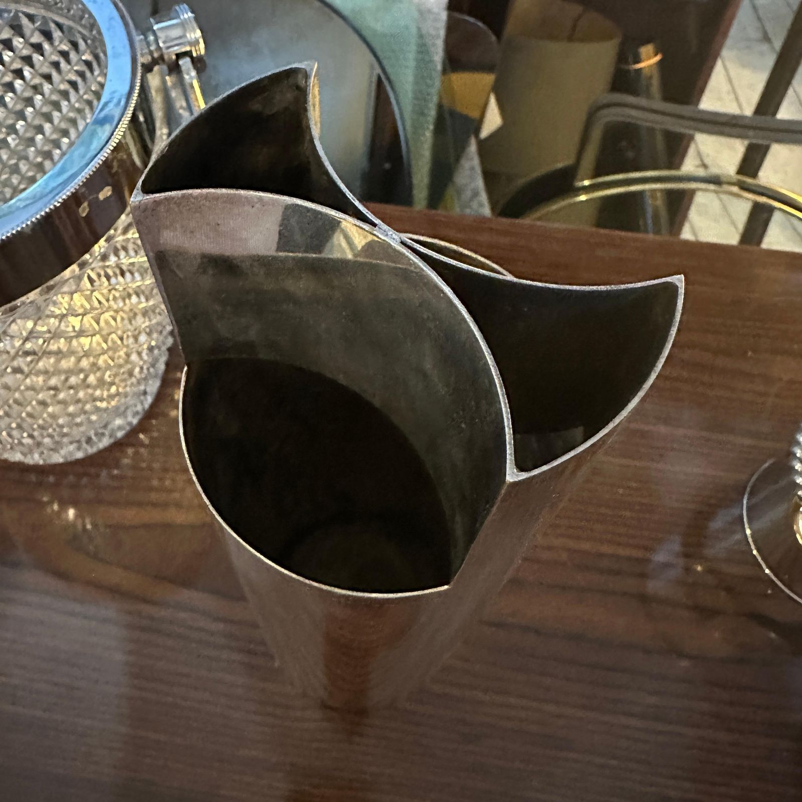 542.0 1970s Sabattini Style Minimalist Silver Plated Italian Vase photo