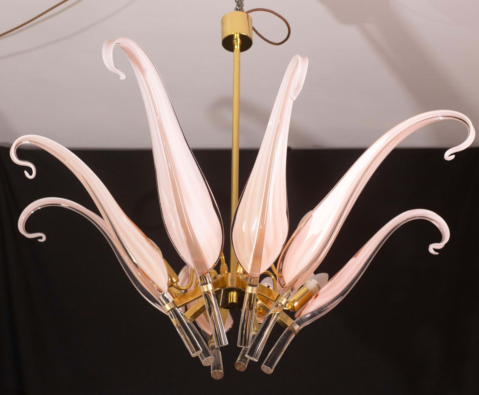 7977.0 Extraordinary Pink Murano Glass Leaves Chandelier Large Size By Franco Luce photo