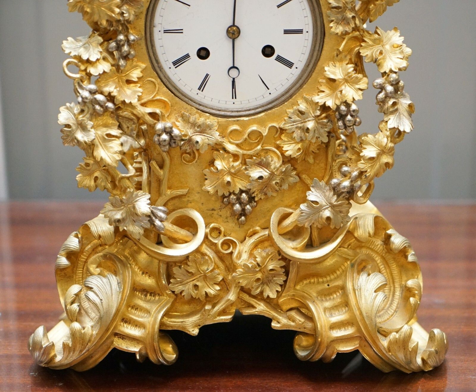 Stunning Circa 1860 Gold Gilt Bronze French Mantle Clock Large Decorative Piece photo for sale