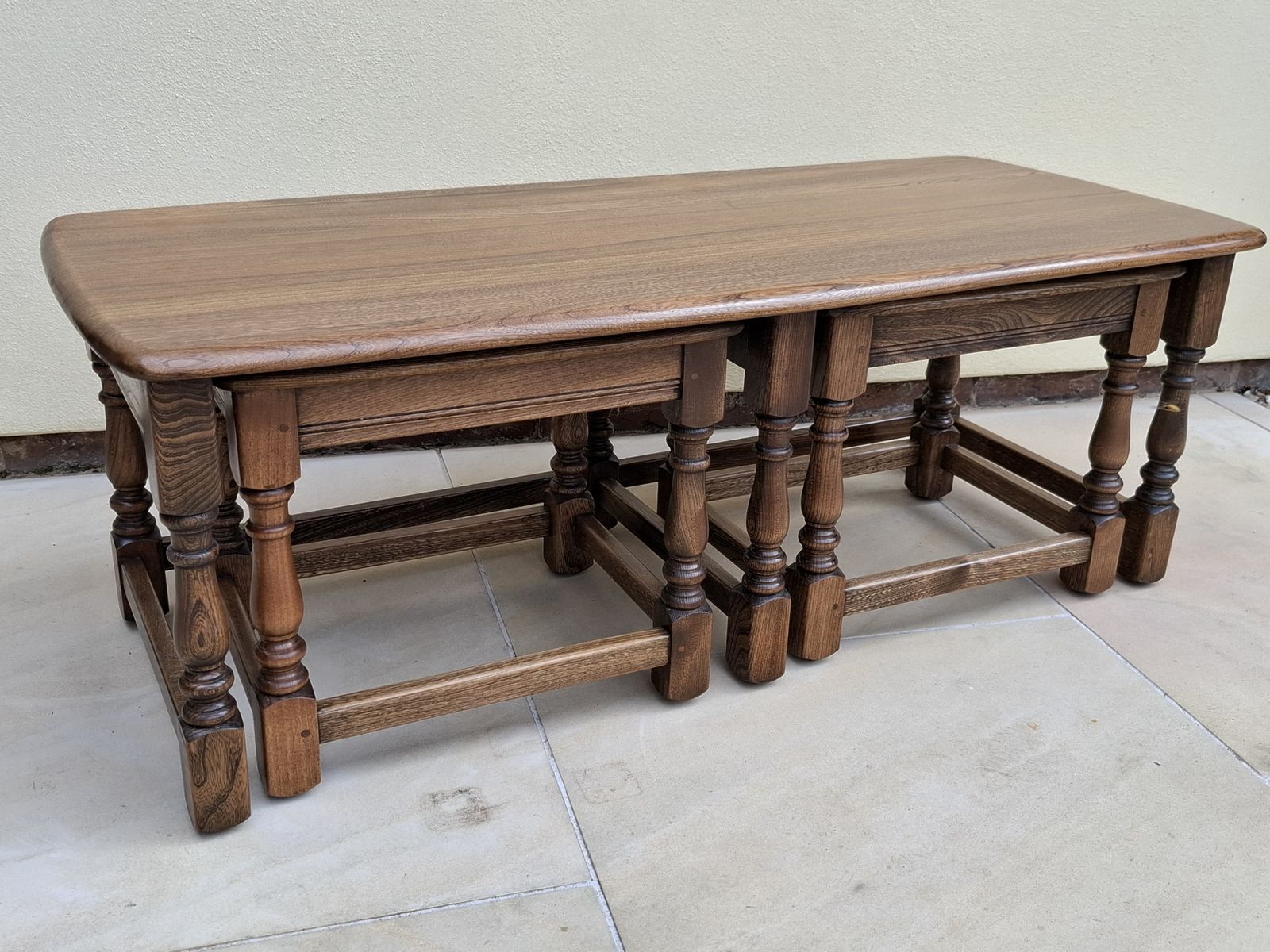 Ercol Old Colonial Nest Of Trinity Tables 3 Coffee / Side Vintage Tables
