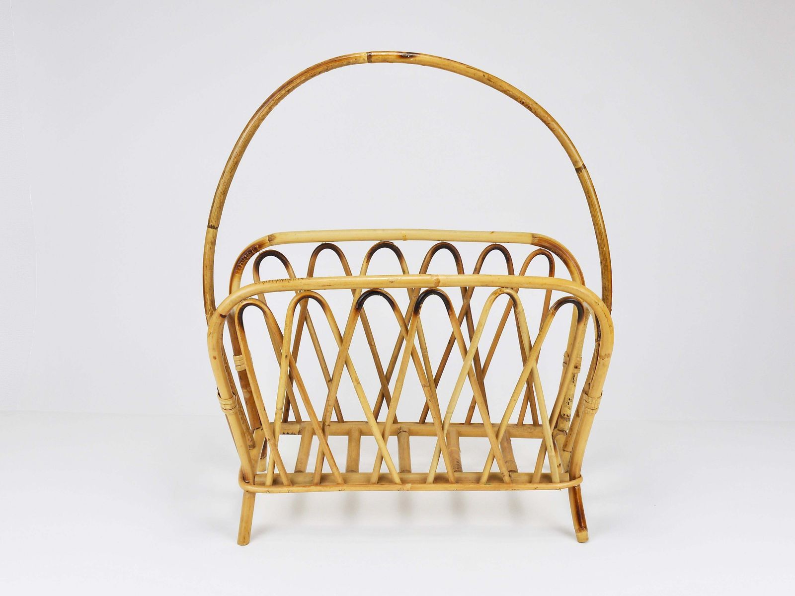 268.0 Franco Albini Style Rattan Bamboo Magazine Rack Newspaper Stand, Italy, 1970s photo