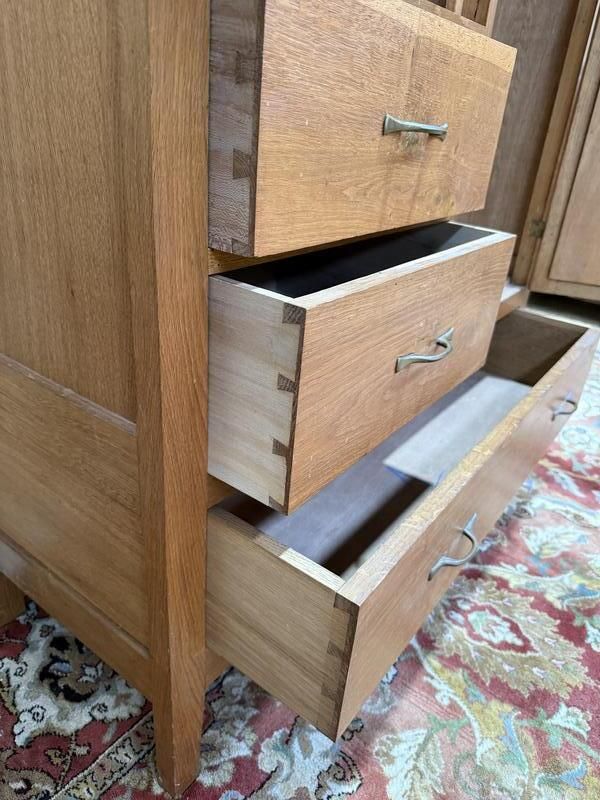 Armoire   Penderie En Chêne Massif époque 1950/1960 photo for sale